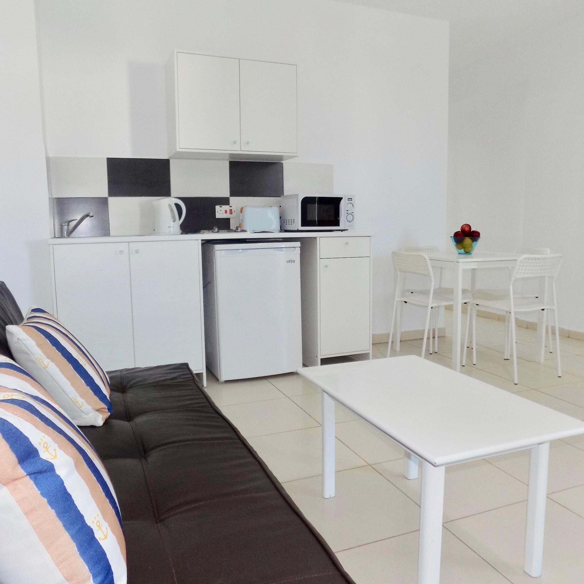 Margarita Napa Apartments Aya Napa Dış mekan fotoğraf