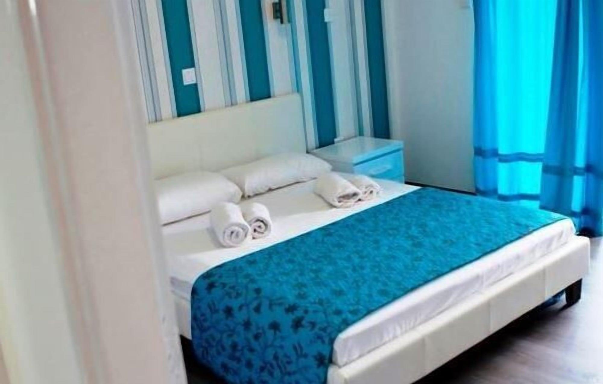 Margarita Napa Apartments Aya Napa Dış mekan fotoğraf