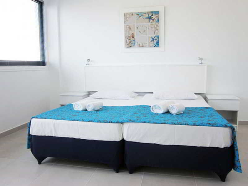 Margarita Napa Apartments Aya Napa Dış mekan fotoğraf